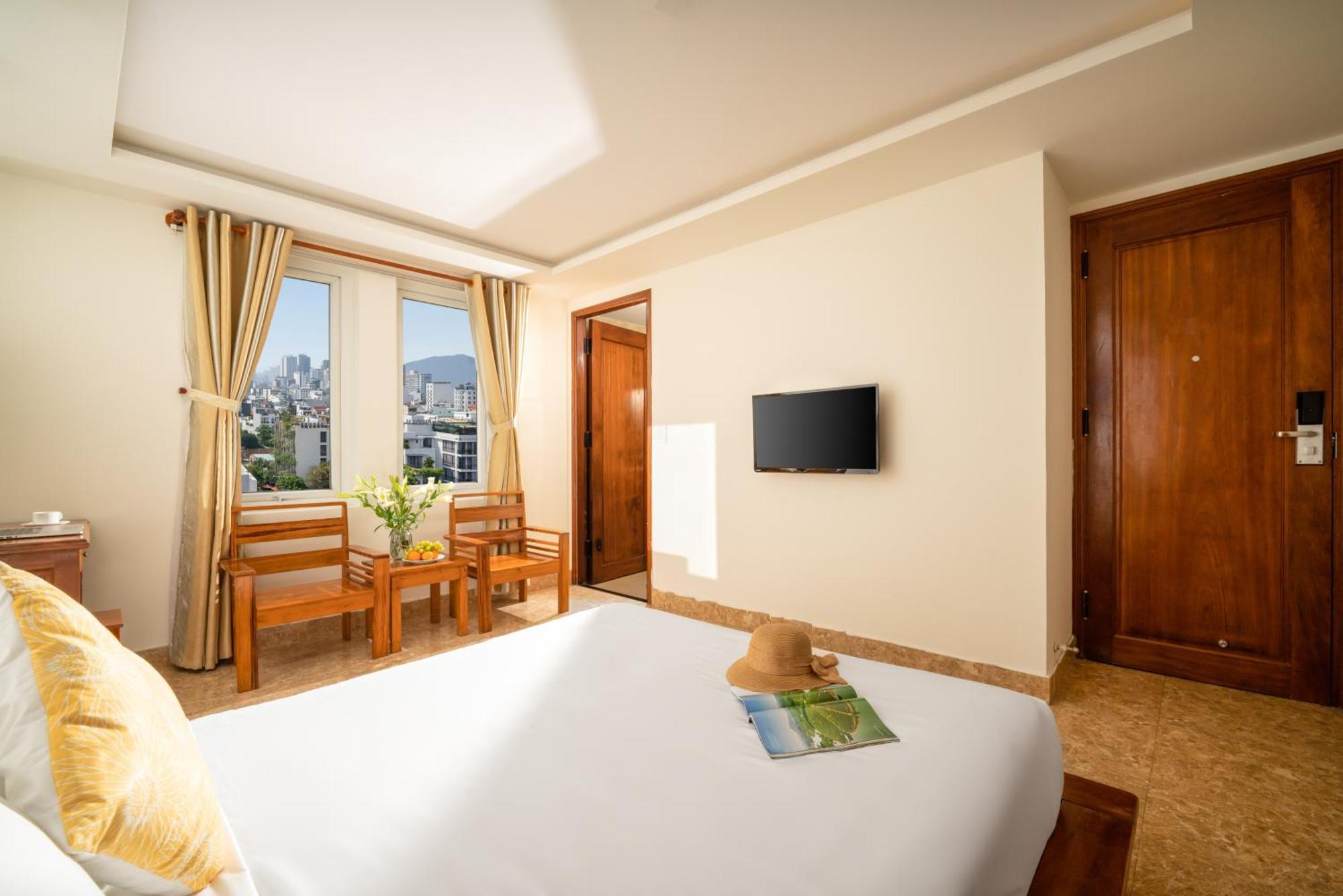 Titan Hotel Дананг Екстер'єр фото