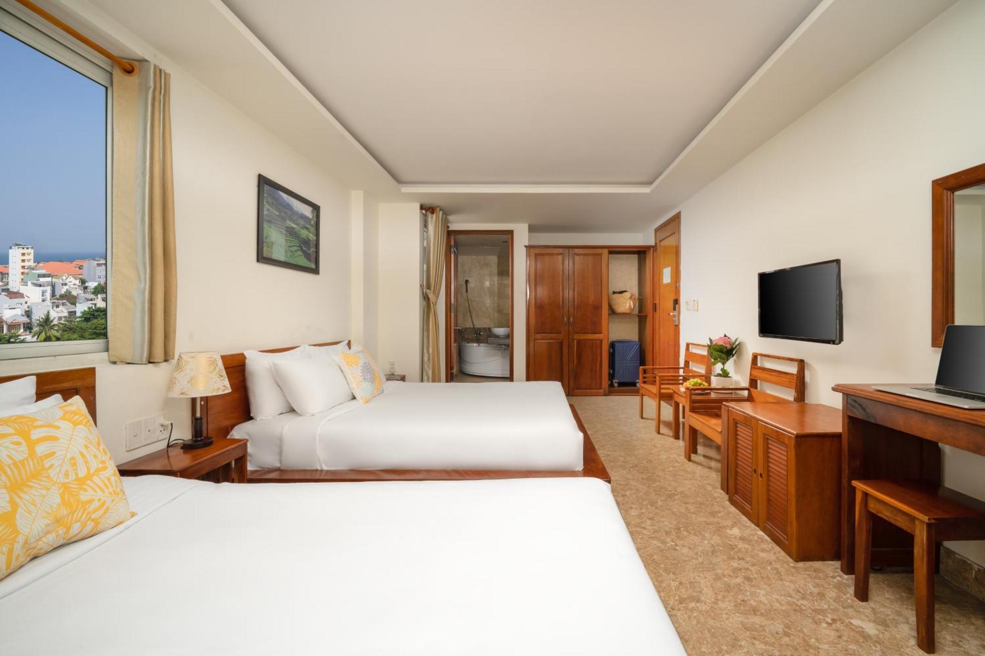 Titan Hotel Дананг Екстер'єр фото