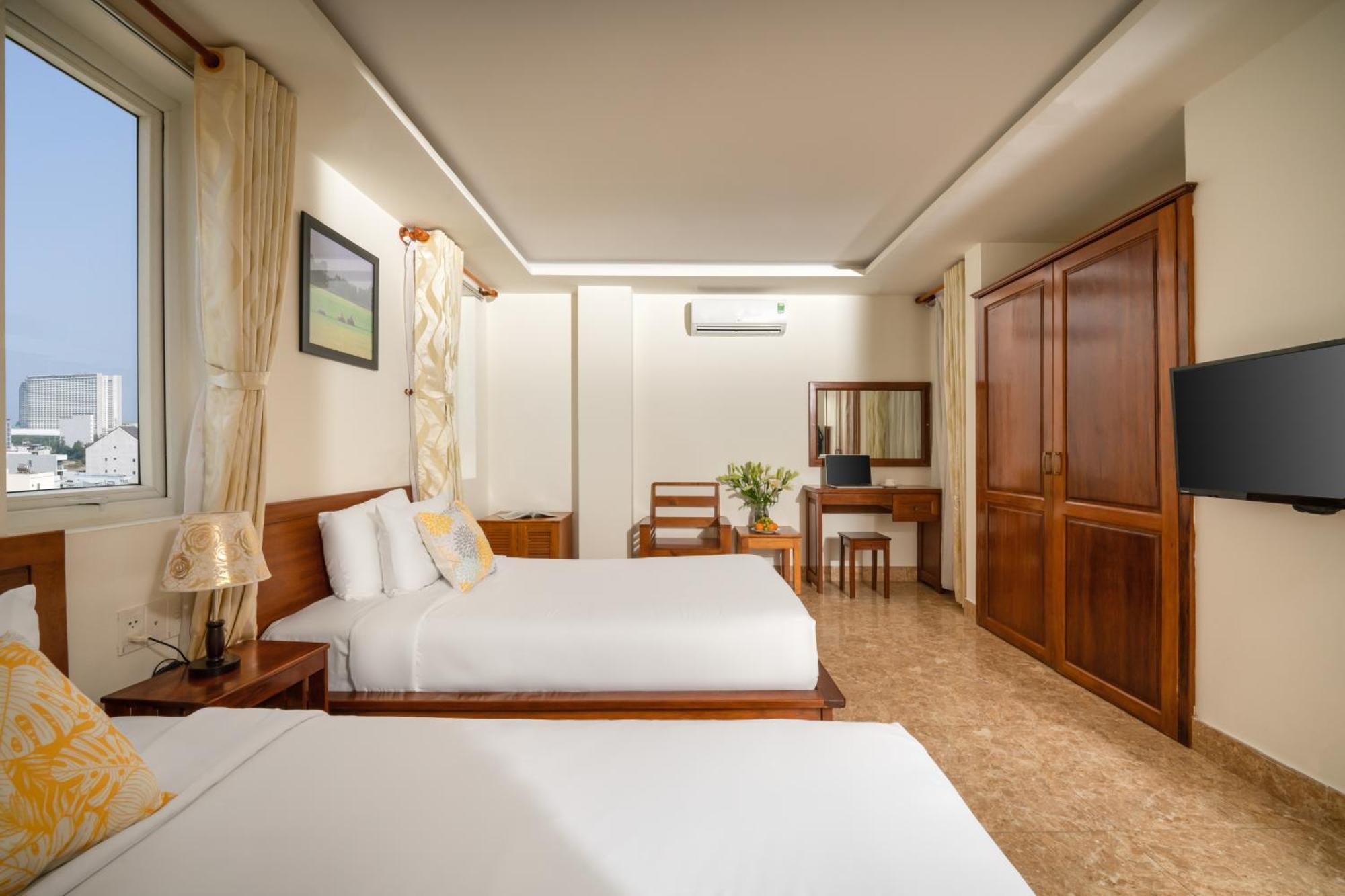 Titan Hotel Дананг Екстер'єр фото
