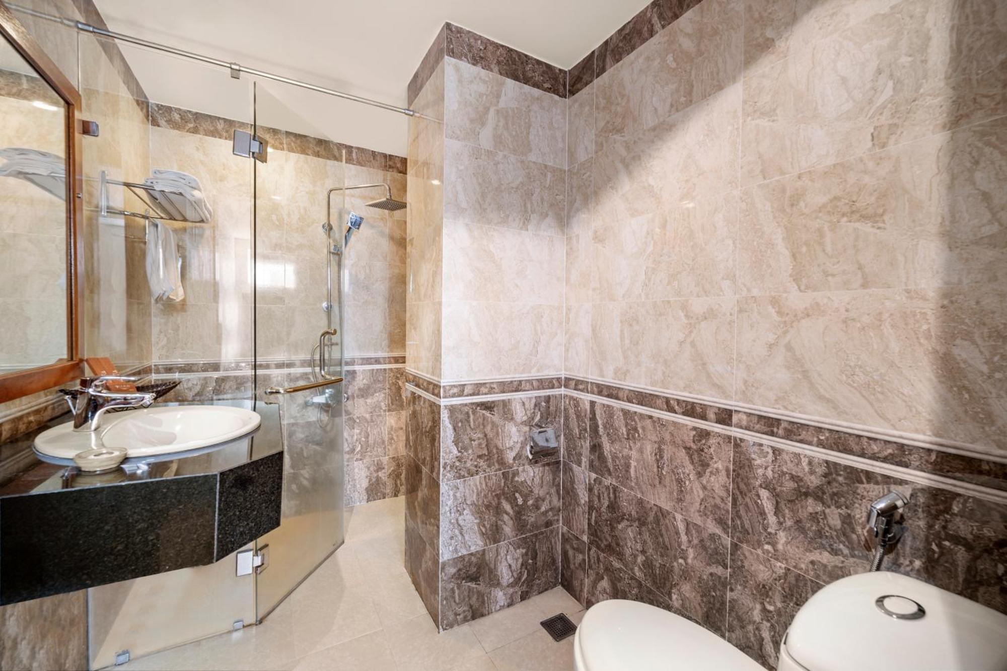 Titan Hotel Дананг Екстер'єр фото