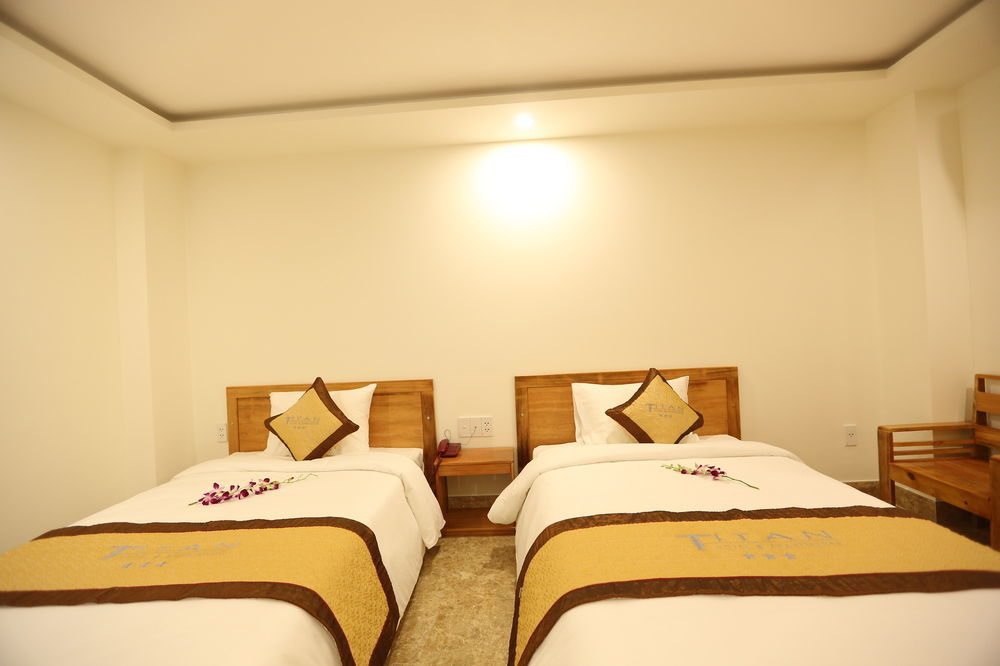 Titan Hotel Дананг Екстер'єр фото